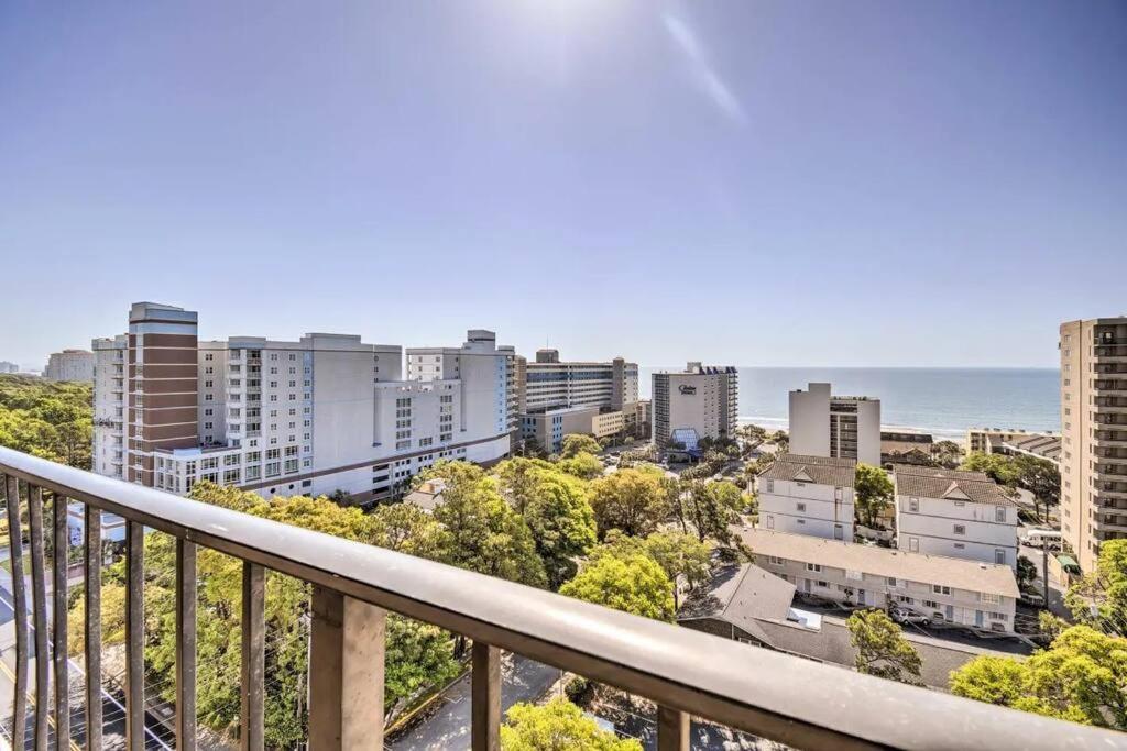 Апартаменты Coastal Escape Penthouse With Ocean Views Миртл-Бич Экстерьер фото