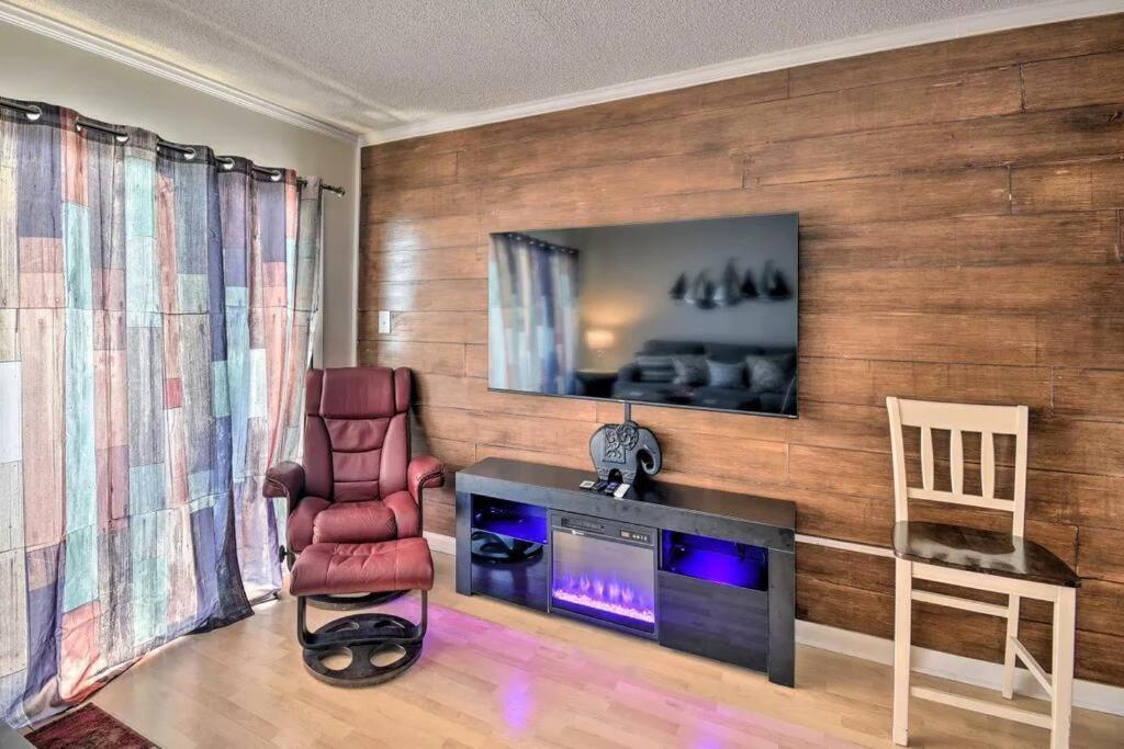Апартаменты Coastal Escape Penthouse With Ocean Views Миртл-Бич Экстерьер фото